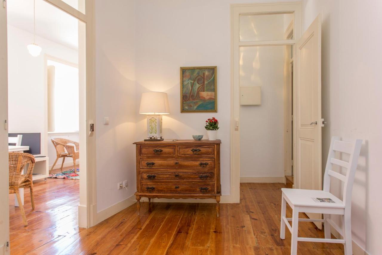 Spacious Alfama Duplex, By Timecooler Lisbon Exterior photo